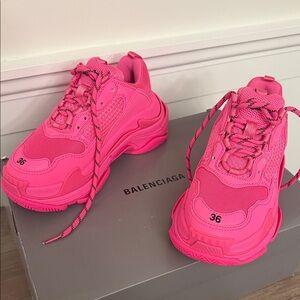 Balenciaga Hot Pink Women's TRIPLE S NEW